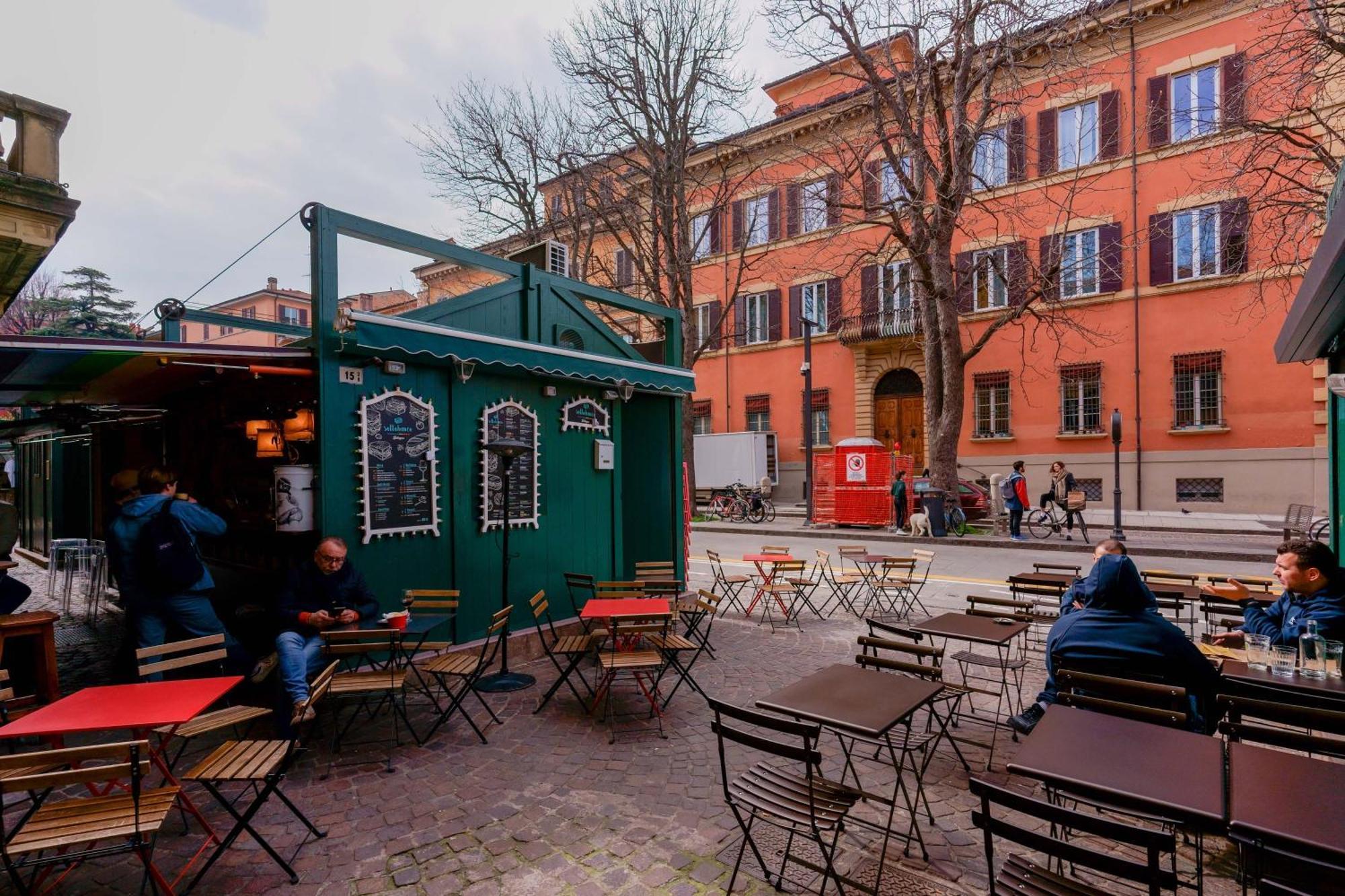 Borgo Cantarana Bologna Luaran gambar