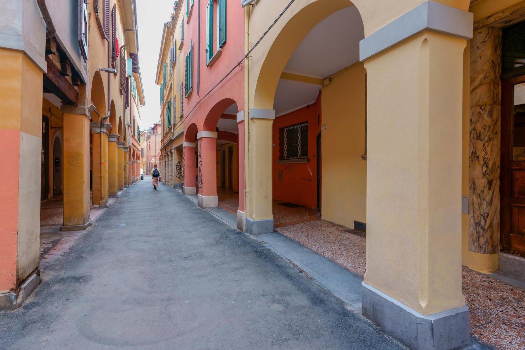 Borgo Cantarana Bologna Luaran gambar