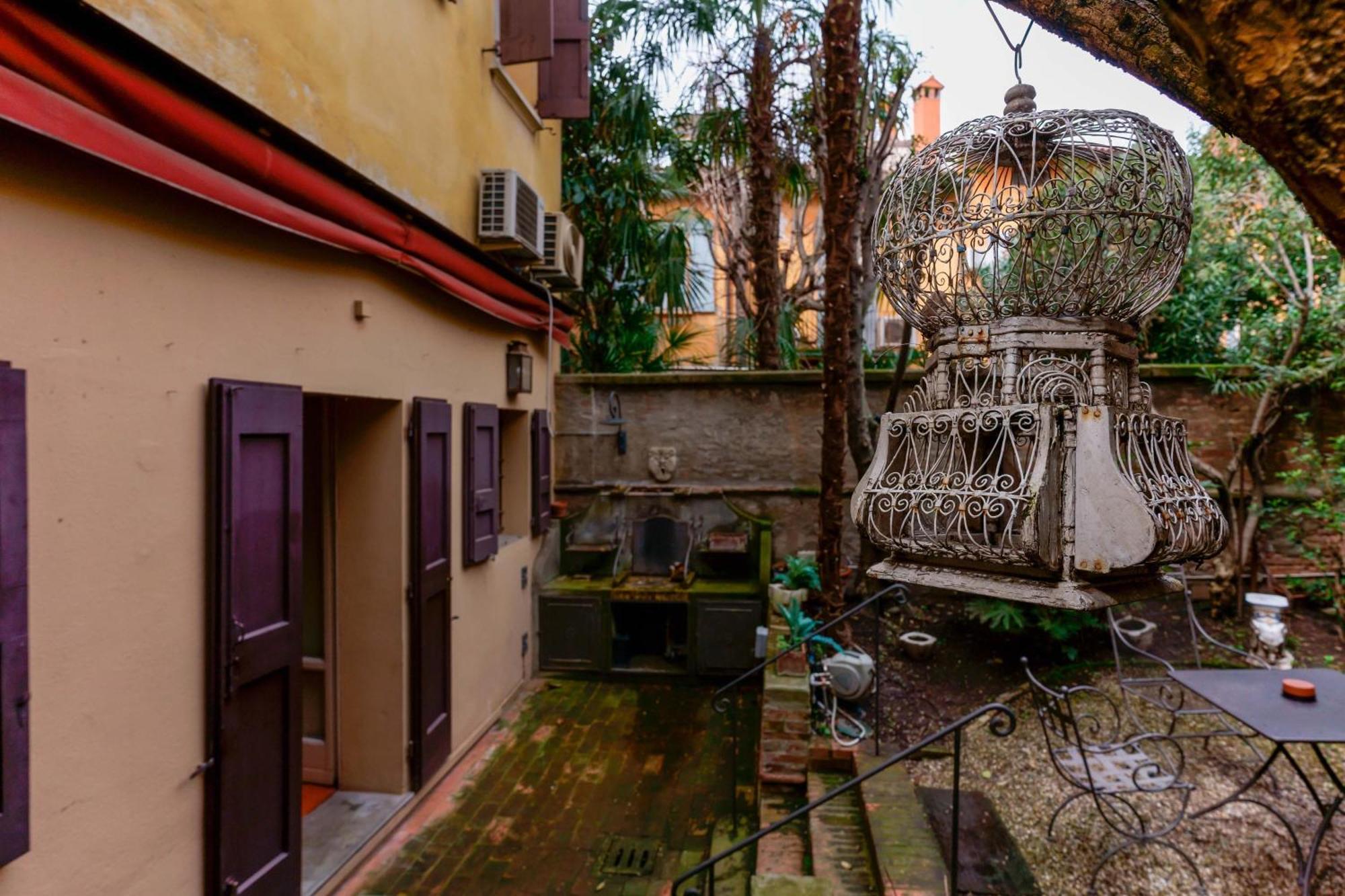 Borgo Cantarana Bologna Luaran gambar